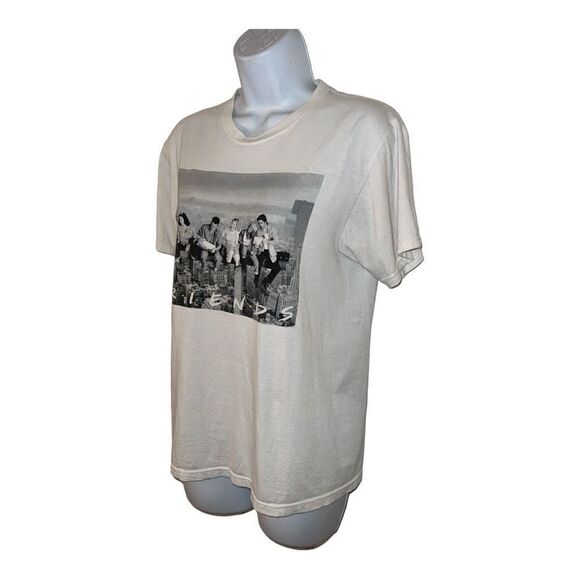 Friends TV Series Cotton Tee Shirt Size Small-Vintage - Picture 2 of 3